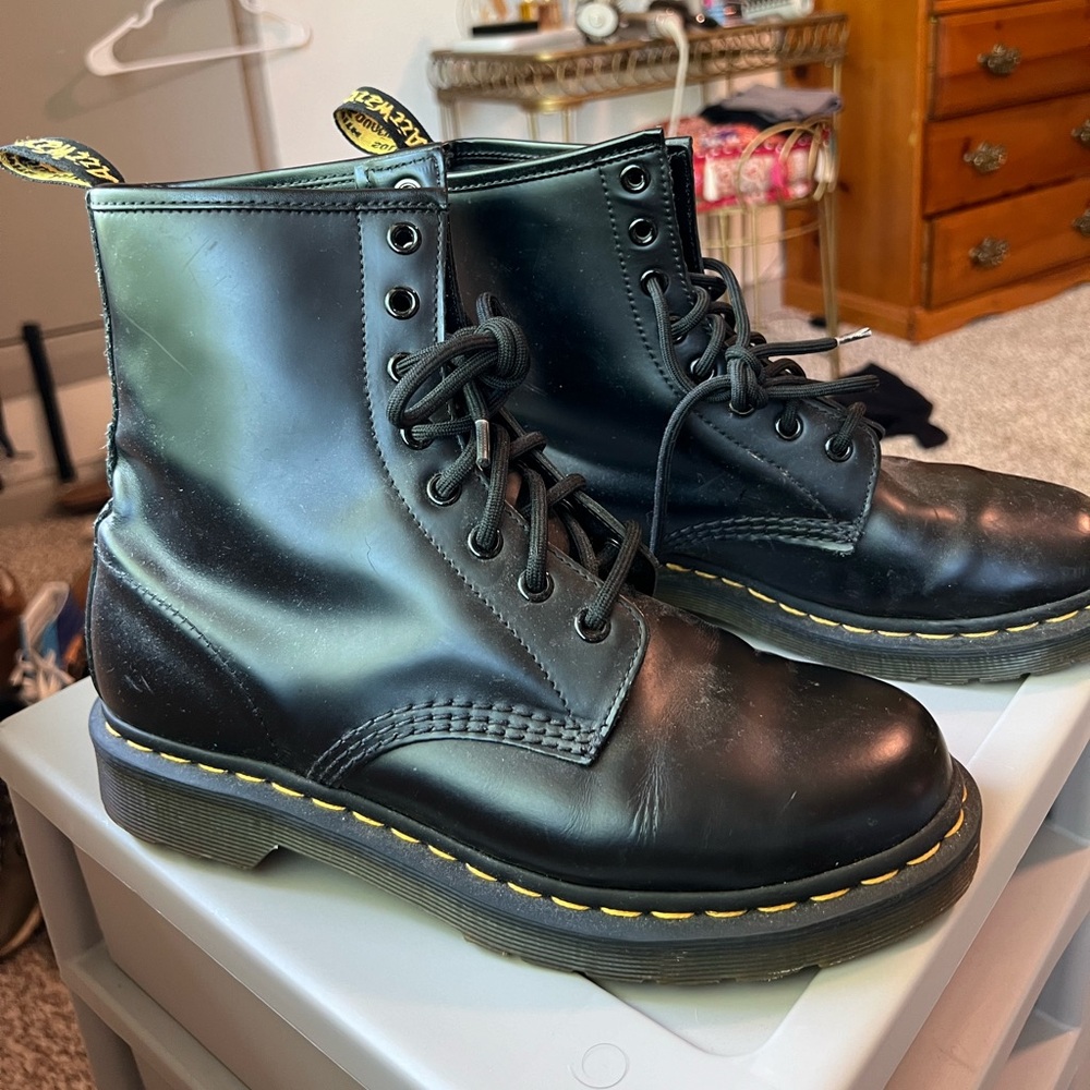 Perfect condition Doc Marten Boots